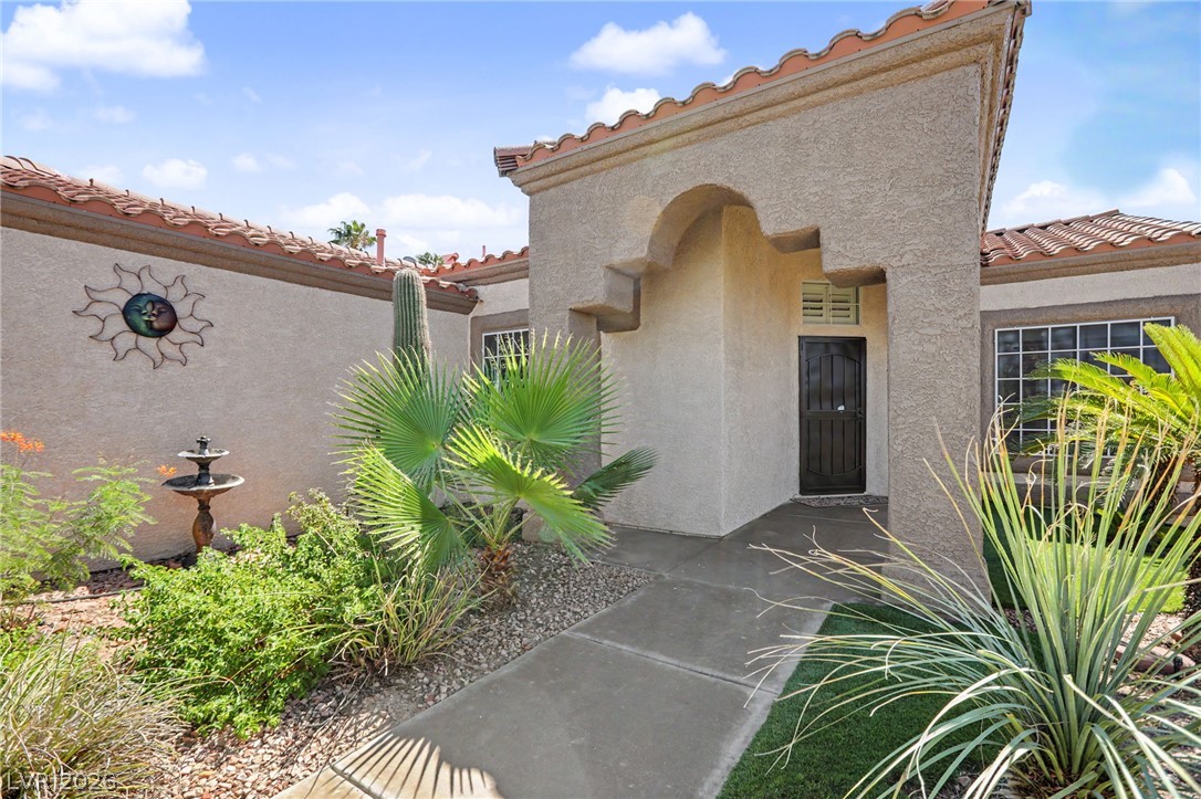 405 Breeze Way Property Photo 6