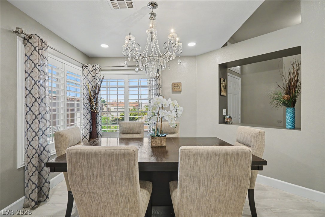 405 Breeze Way Property Photo 17