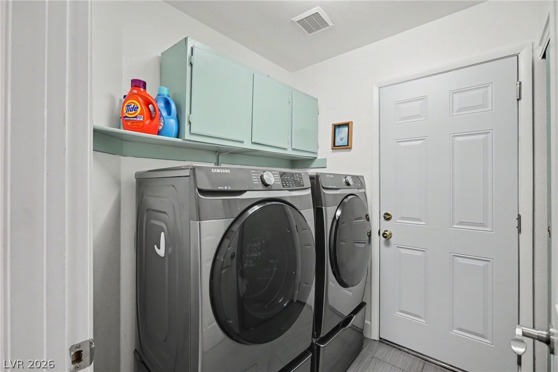 405 Breeze Way Property Photo 23