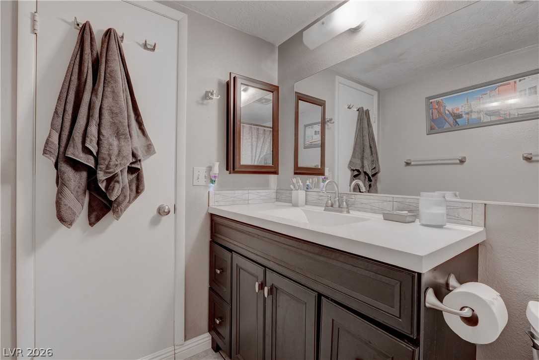 1304 Capri Drive A Property Photo 16