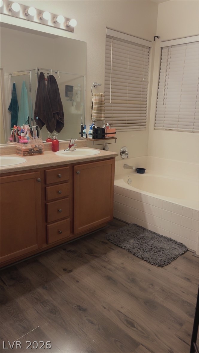 8913 Cambridge Glen Court Property Photo 25