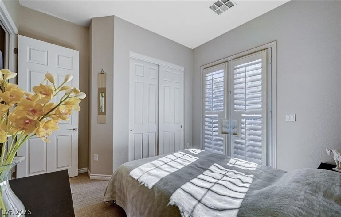 2428 Granada Bluff Court Property Photo 6