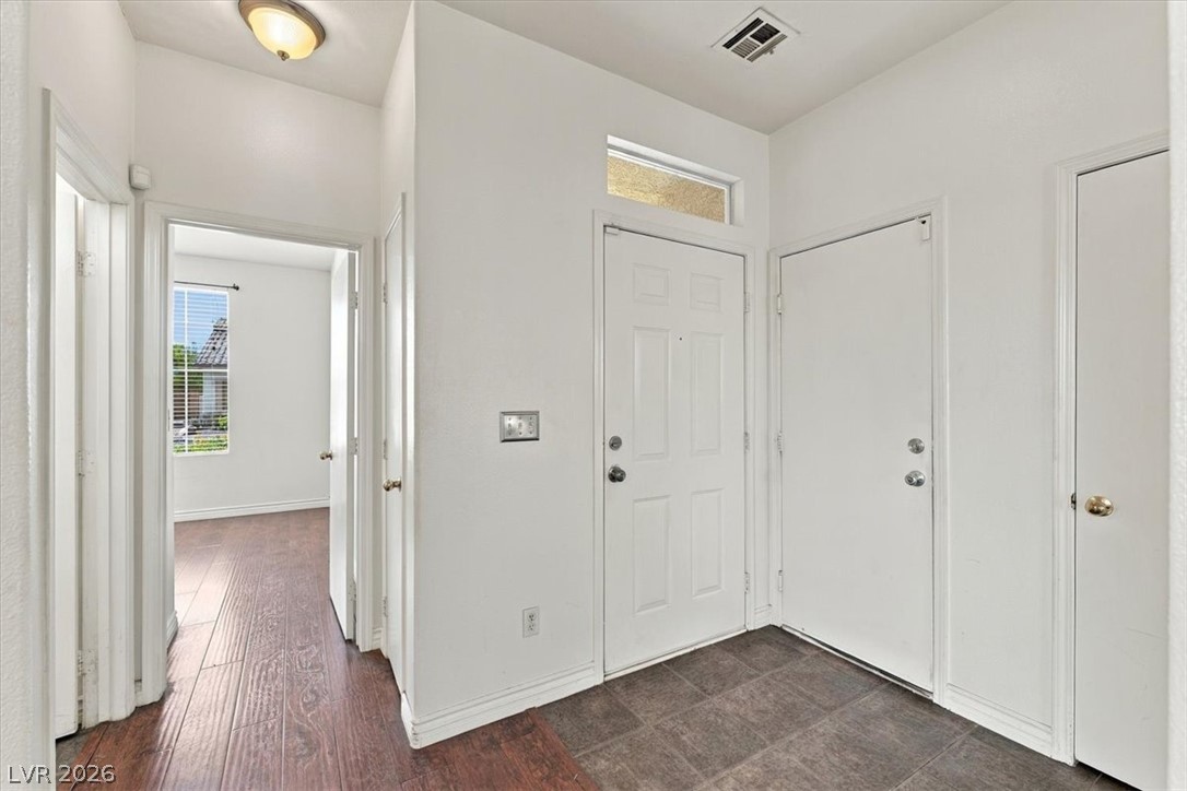 10500 Jeremy Pointe Avenue Property Photo 4