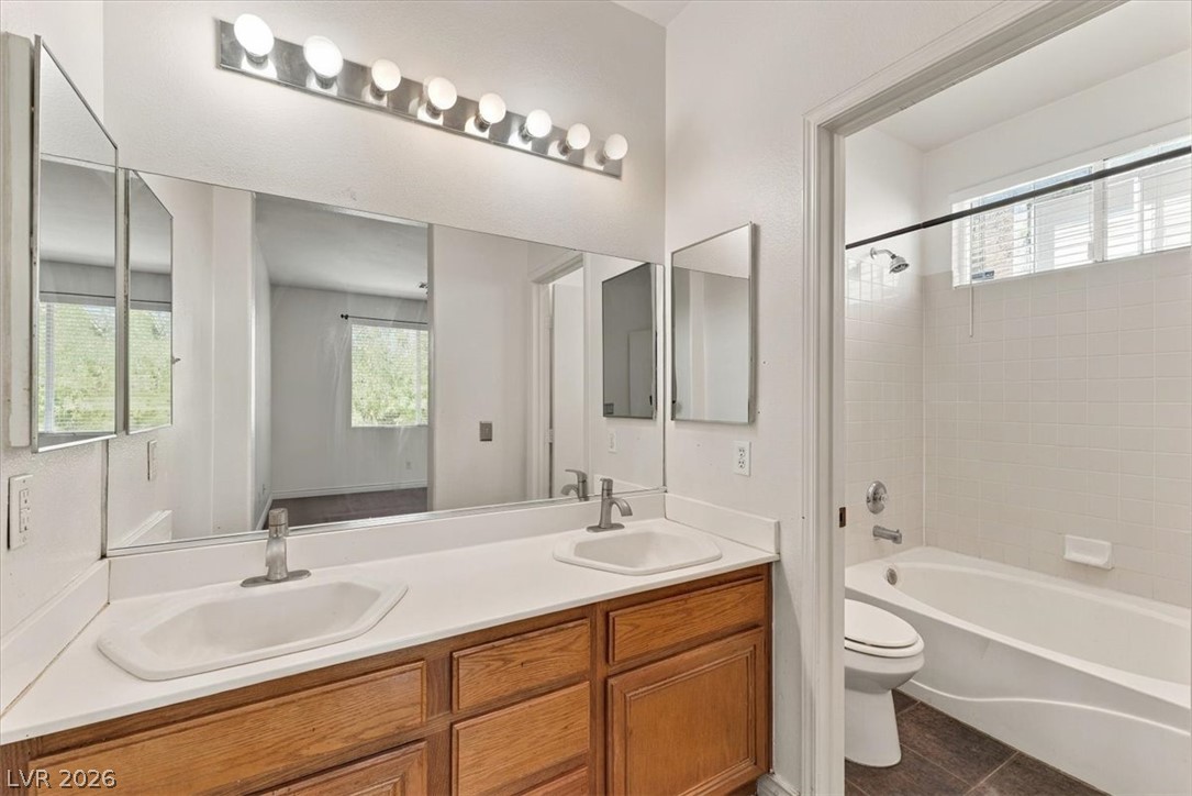 10500 Jeremy Pointe Avenue Property Photo 10