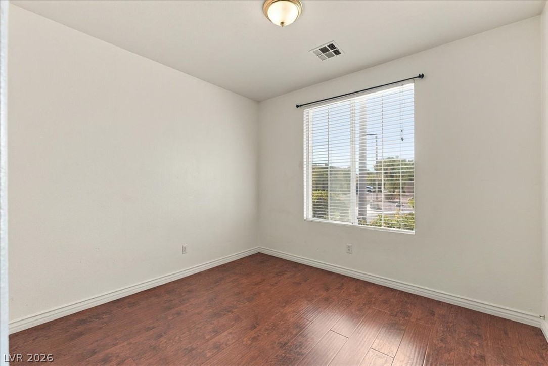 10500 Jeremy Pointe Avenue Property Photo 11