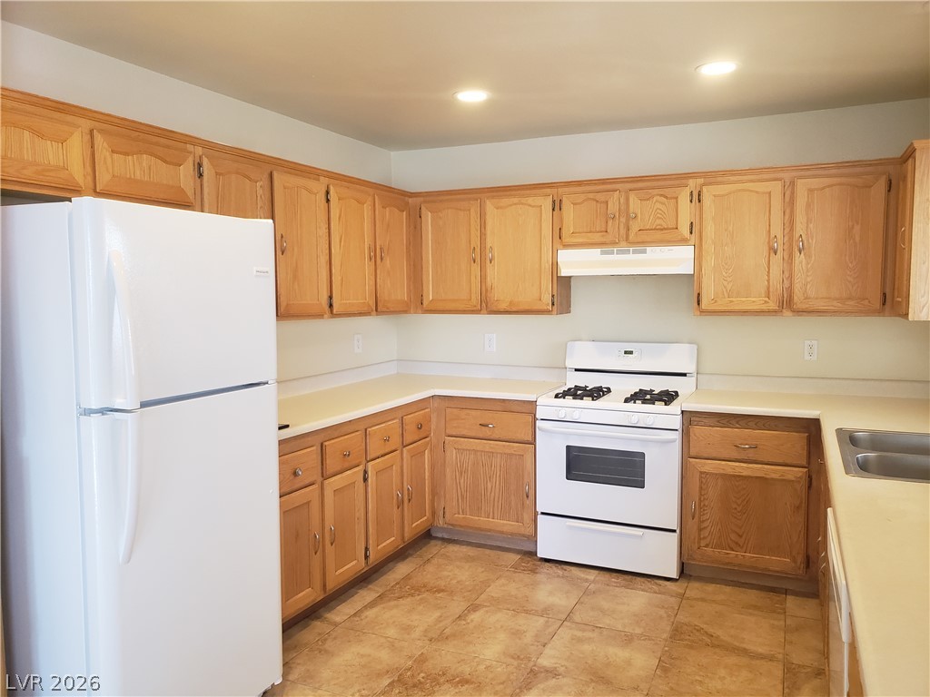 6633 Genevieve Court Property Photo 11