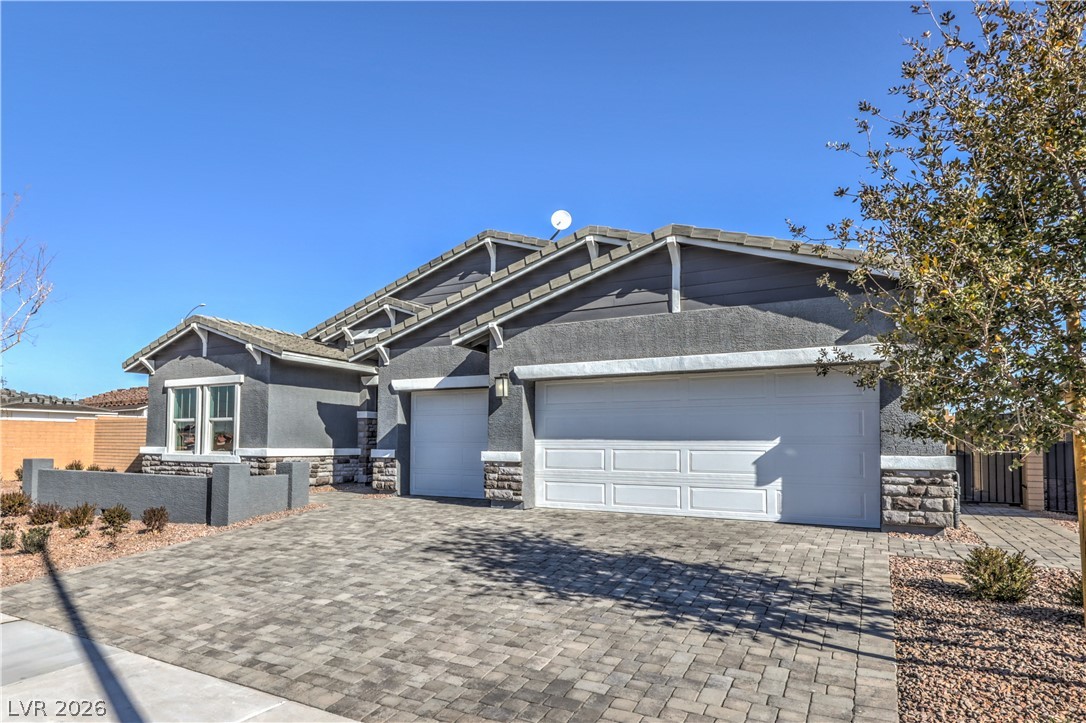 1048 Gentle Swan Street Property Photo 1