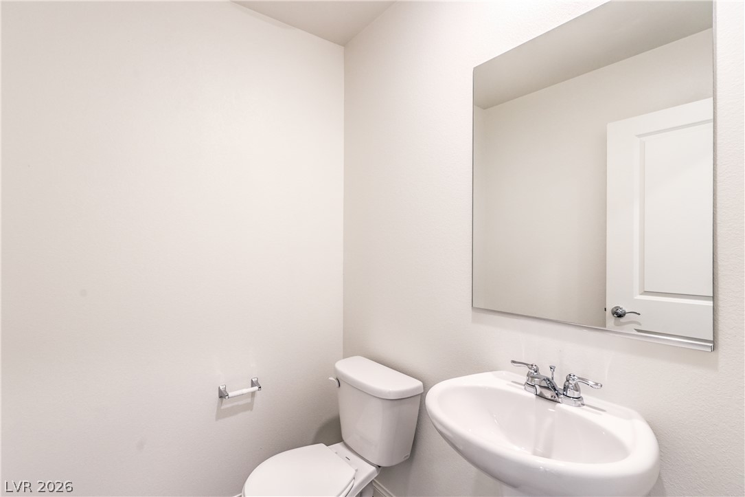 908 Alethea River Avenue Property Photo 15