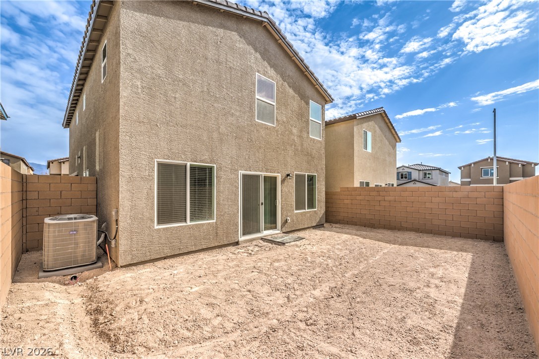 908 Alethea River Avenue Property Photo 22