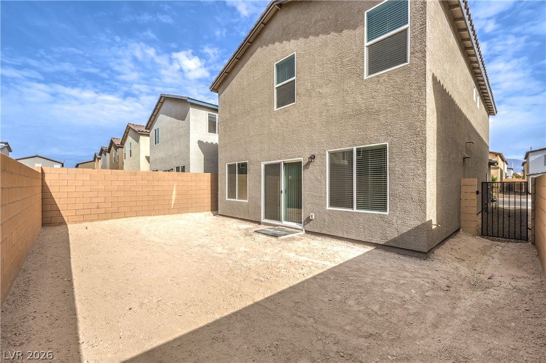908 Alethea River Avenue Property Photo 23