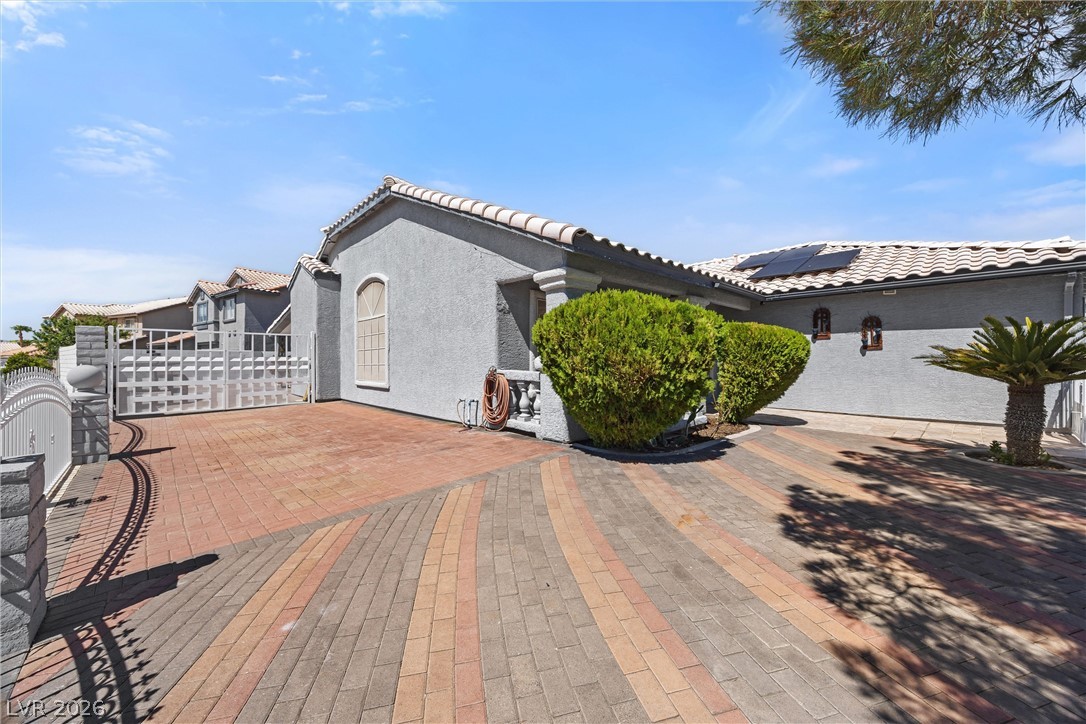 1691 Tangerine Rose Drive Property Photo 7