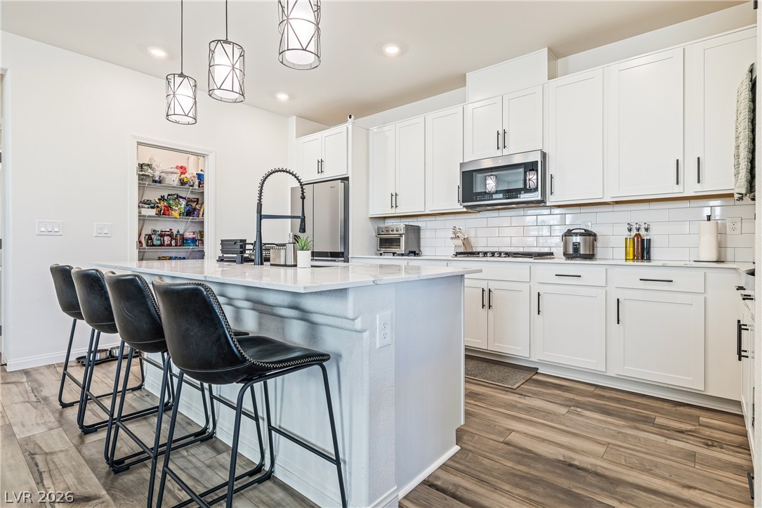 3126 Mountain Bay Avenue Property Photo 2