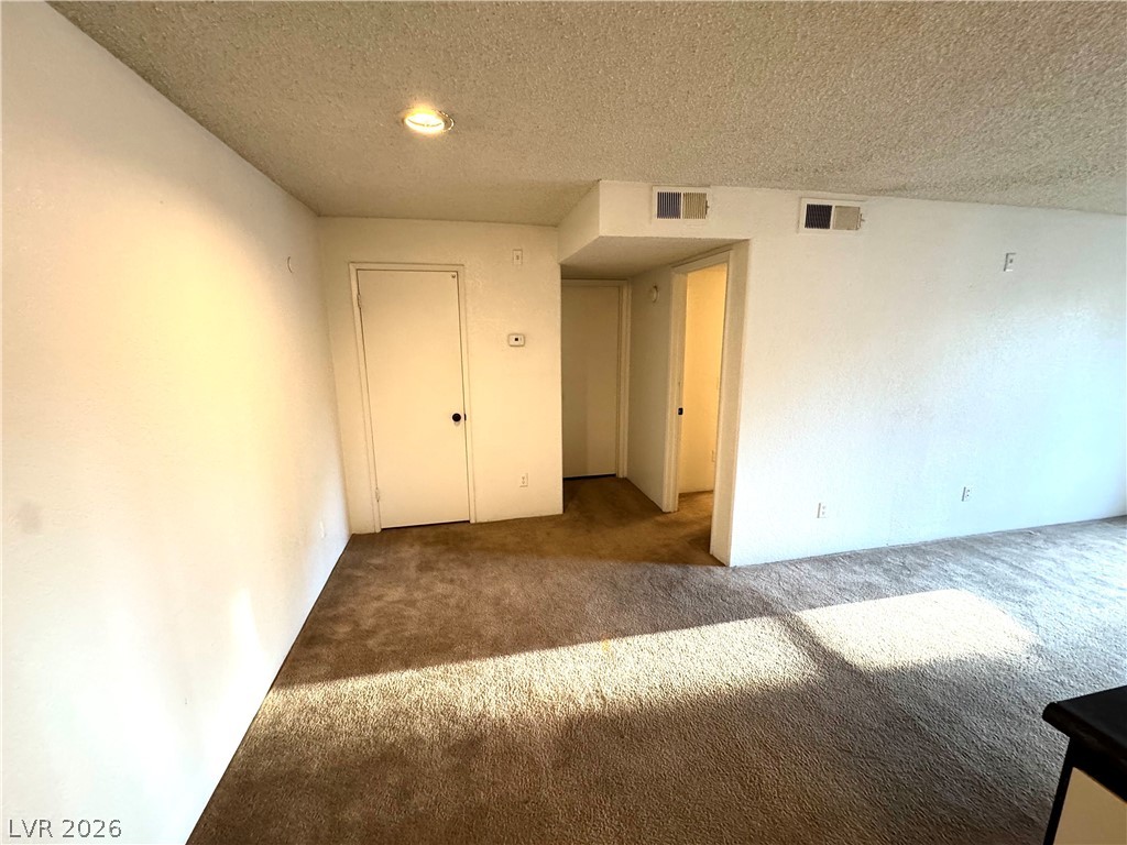 221 Mission Newport Lane 206 Property Photo 10