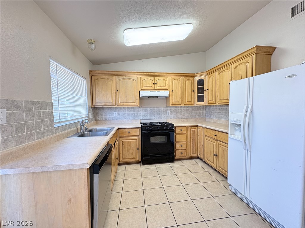 1518 Dawley Street Property Photo 6