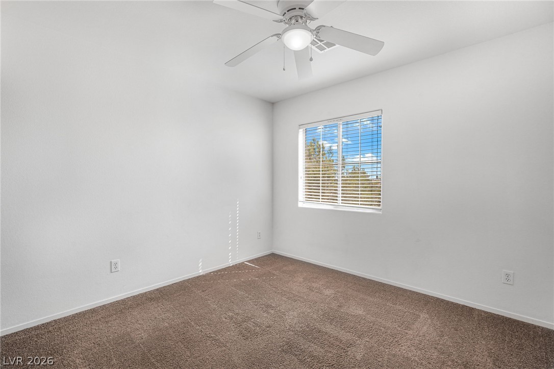 5552 Overlook Valley Street Property Photo 17