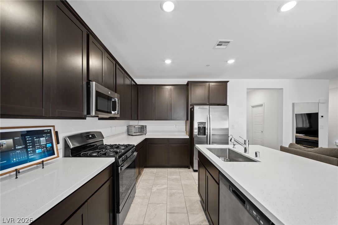 1543 Eliana Crossing Place Property Photo 11