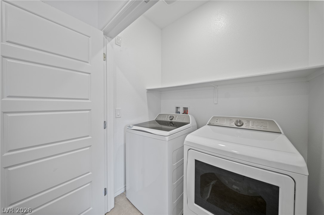 1543 Eliana Crossing Place Property Photo 13