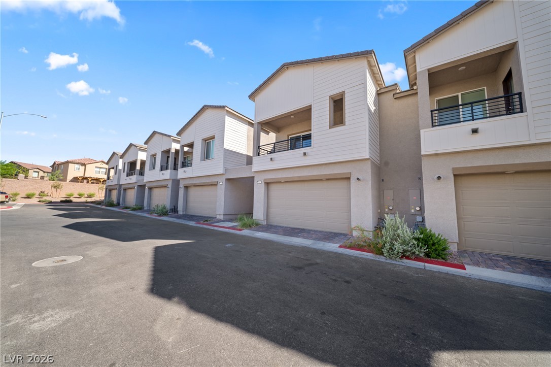 1543 Eliana Crossing Place Property Photo 40