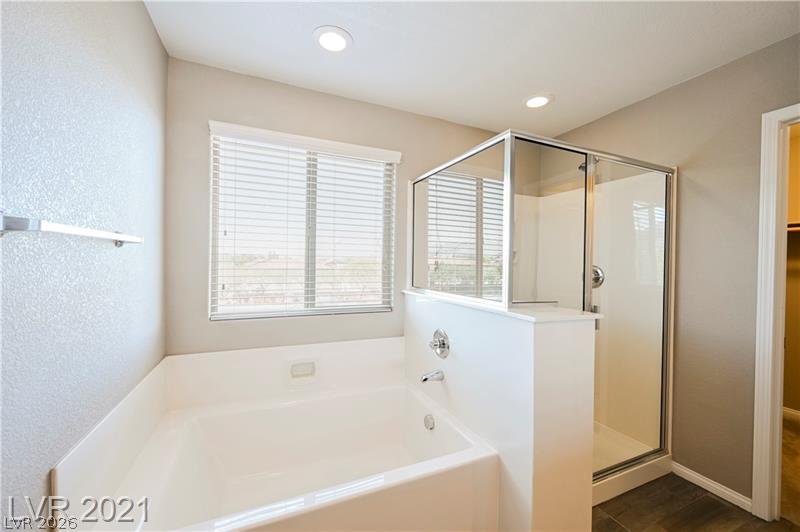 9940 Sunriver Meadows Avenue Property Photo 21