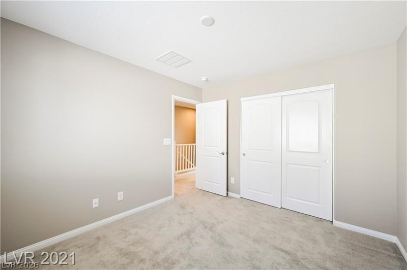 9940 Sunriver Meadows Avenue Property Photo 25