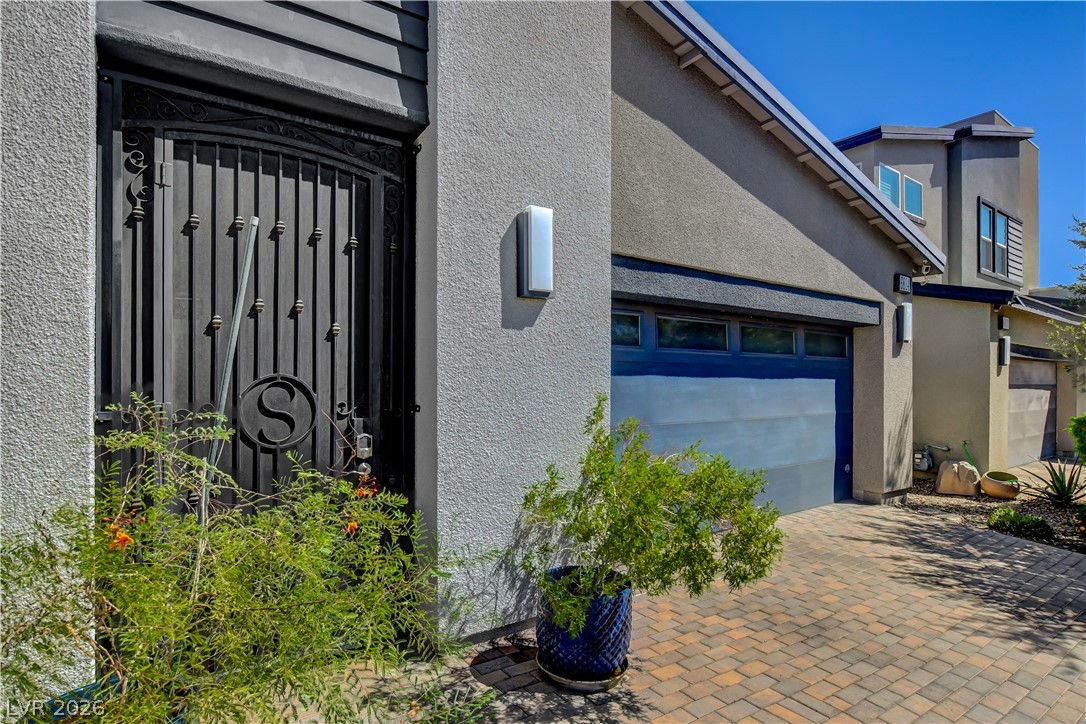 6834 Moorland Street Property Photo 3