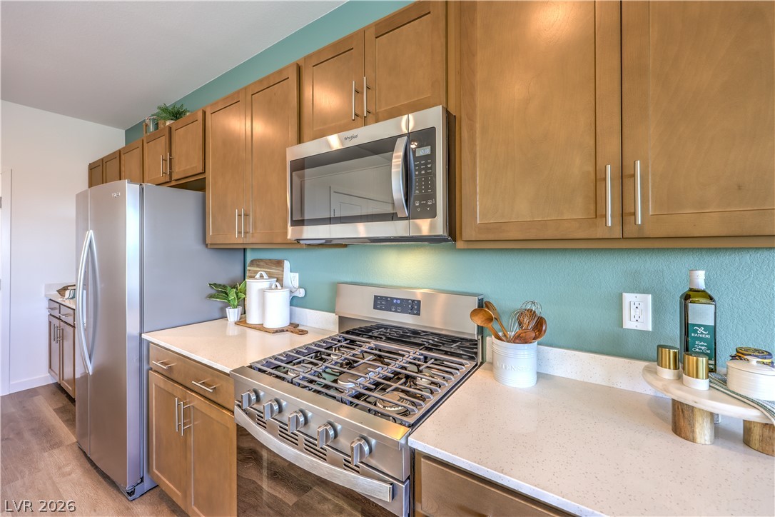 921 Alethea River Avenue Property Photo 14