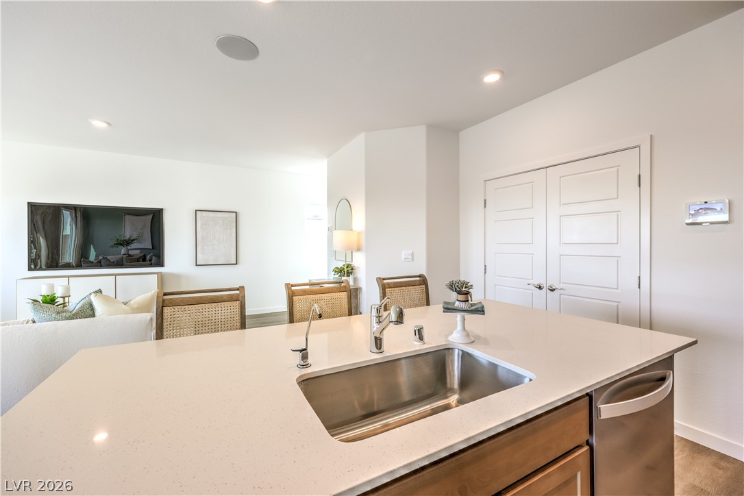 921 Alethea River Avenue Property Photo 15