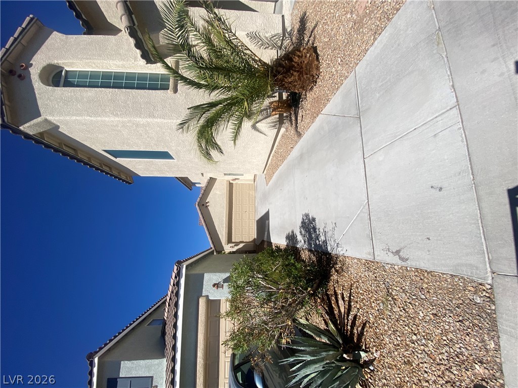 2818240 Property Photo 3