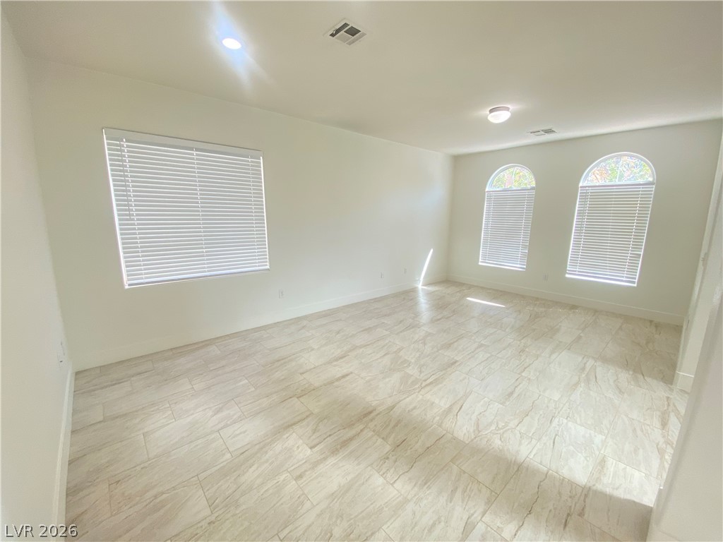 2818240 Property Photo 8
