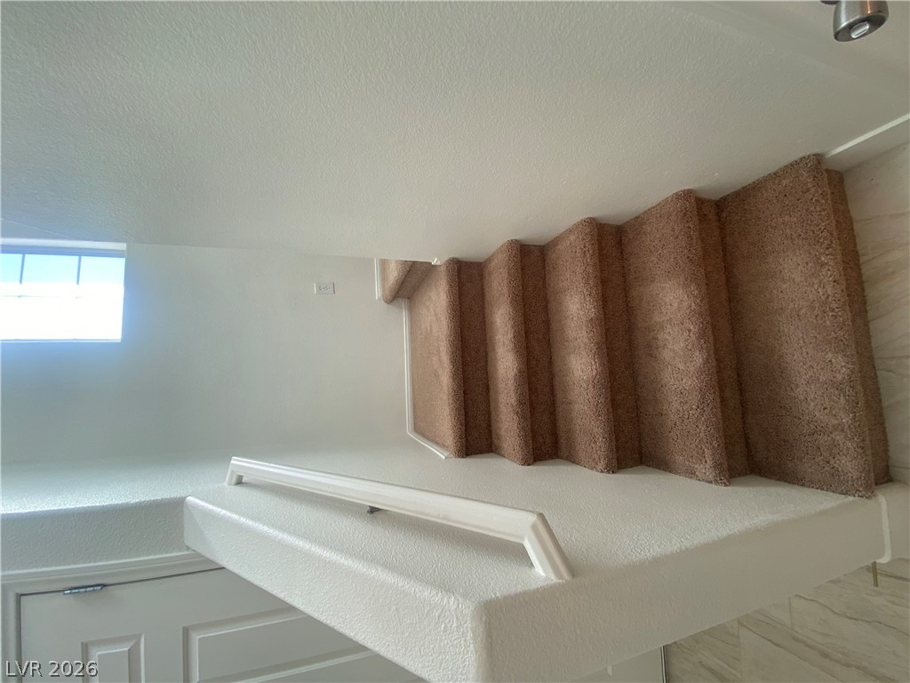 2818240 Property Photo 15