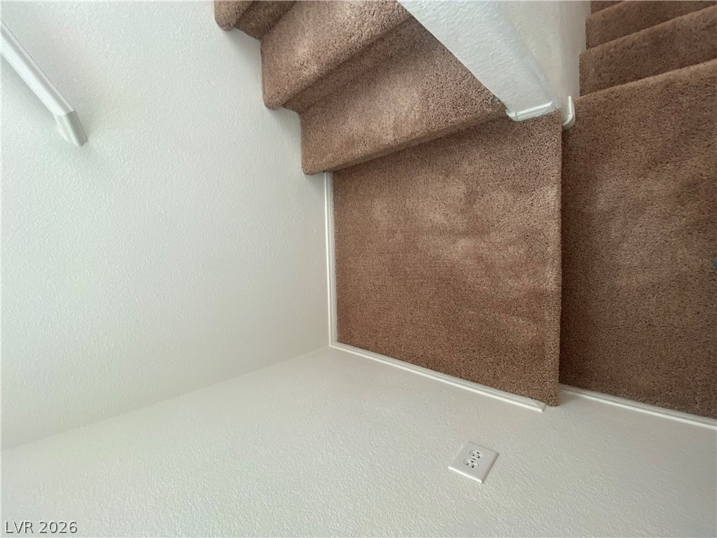 2818240 Property Photo 16