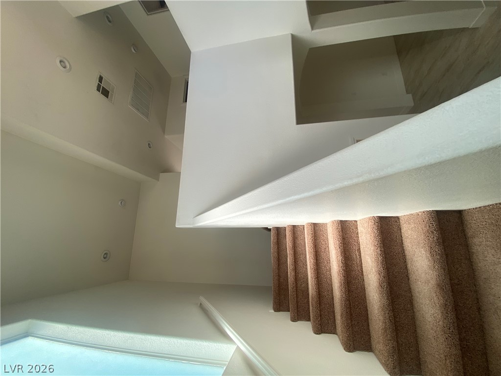 2818240 Property Photo 18