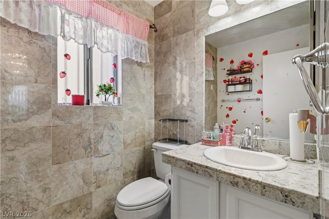 3910 Gulliver Street Property Photo 10