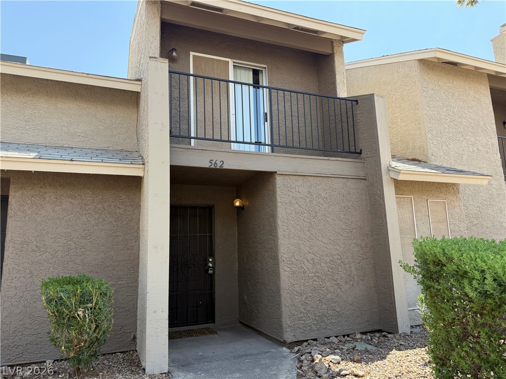 562 Sellers Place Property Photo 1
