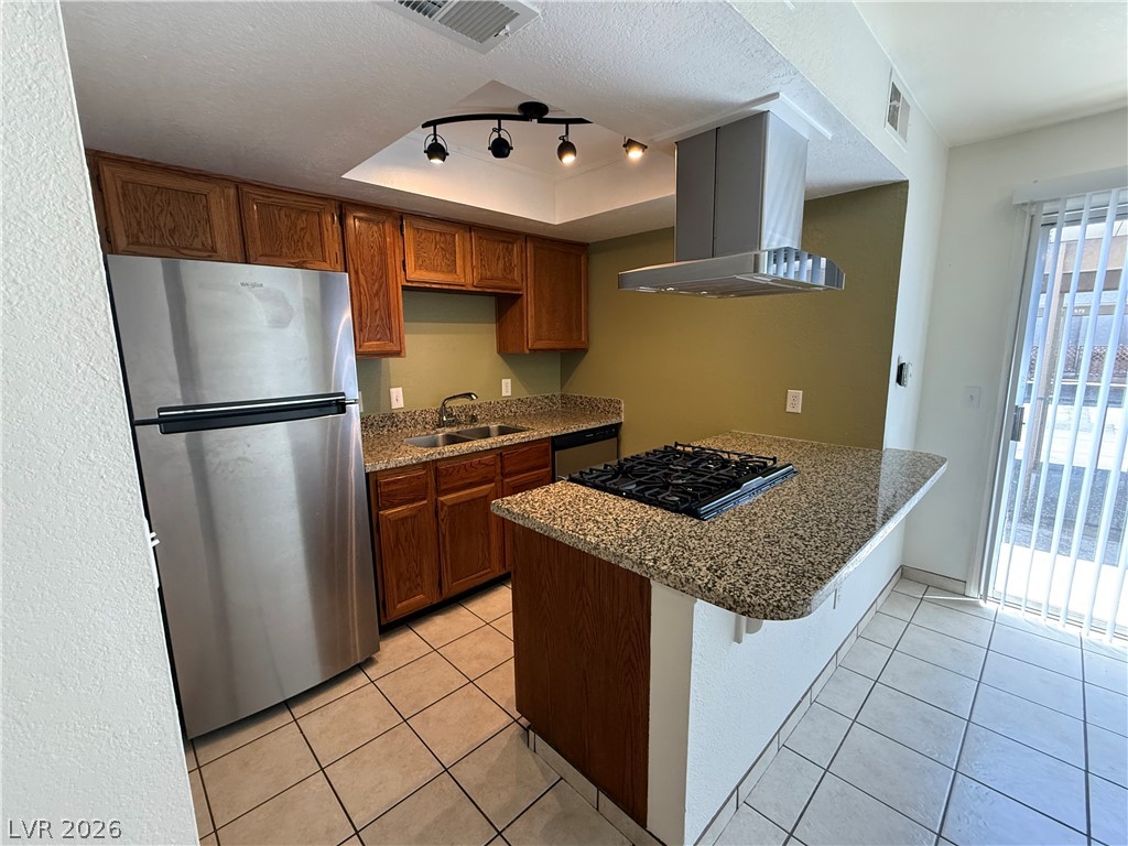 562 Sellers Place Property Photo 15