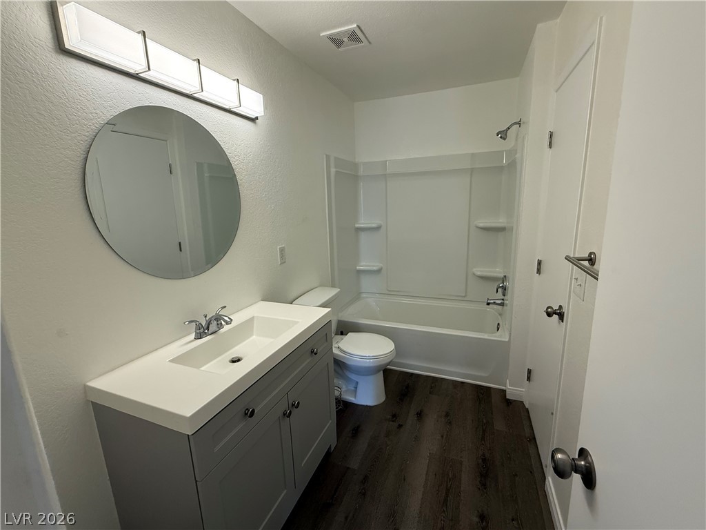 562 Sellers Place Property Photo 30