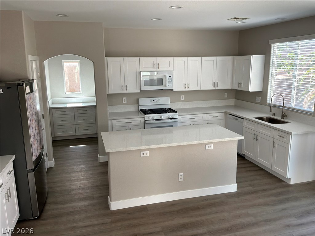 9041 Rendon Street Property Photo 10