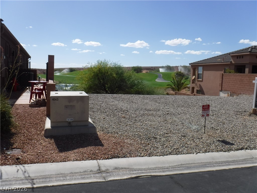 654 Paloma Circle Property Photo 4