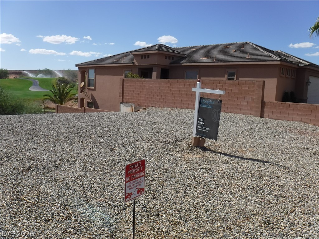 654 Paloma Circle Property Photo 5