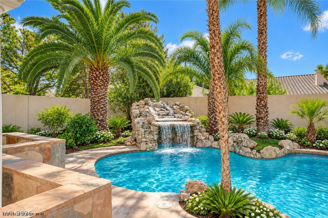 9143 Amber Waves Street Property Photo 4
