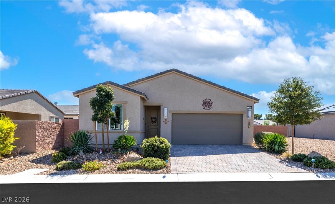 4261 East Cactus Canyon Drive Property Photo 1
