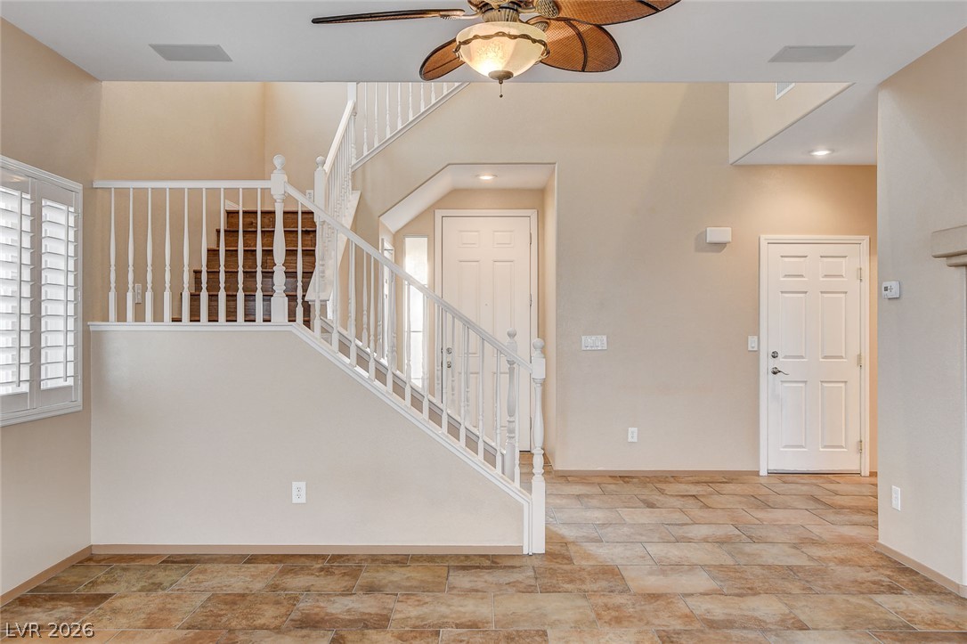 9346 Horse Canyon Drive Property Photo 6