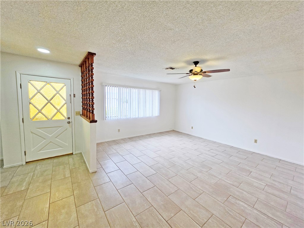 721 East Calvada Boulevard Property Photo 5