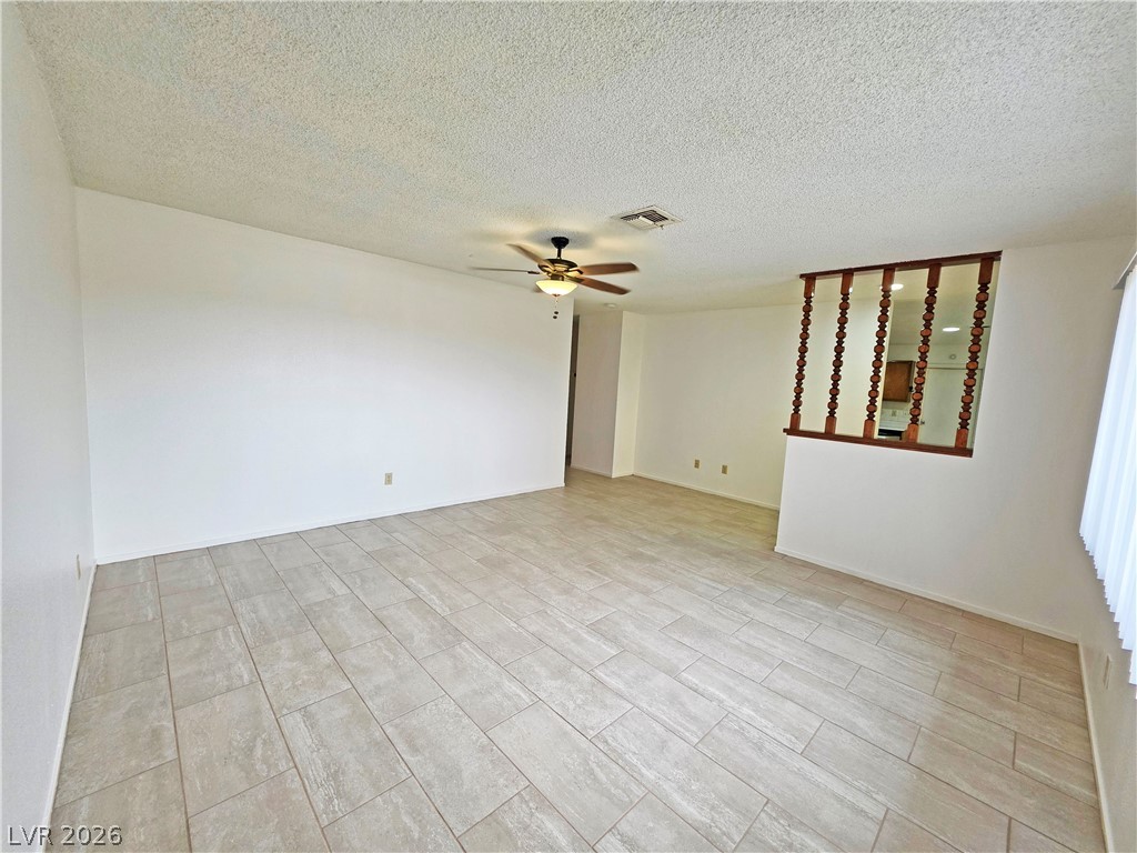721 East Calvada Boulevard Property Photo 7