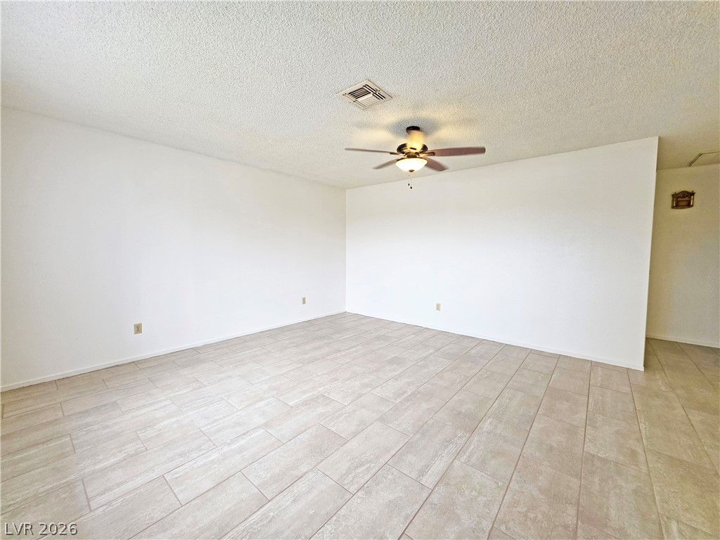 721 East Calvada Boulevard Property Photo 8