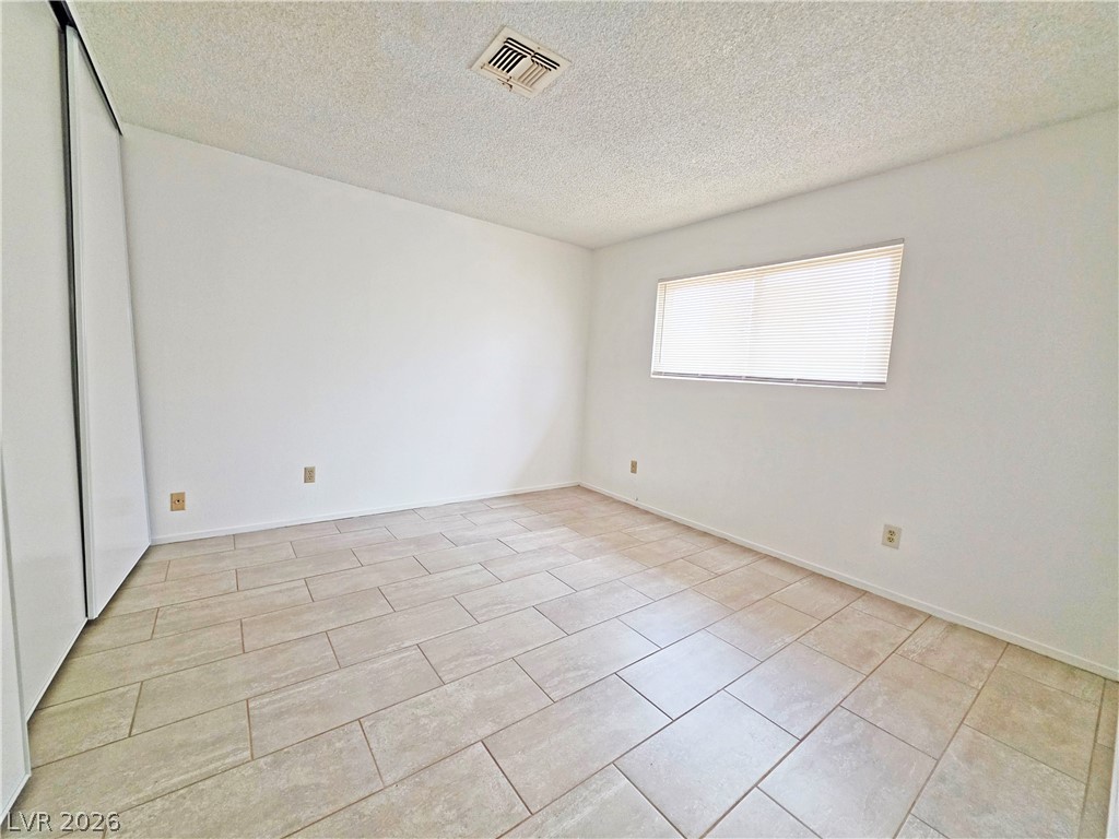 721 East Calvada Boulevard Property Photo 10