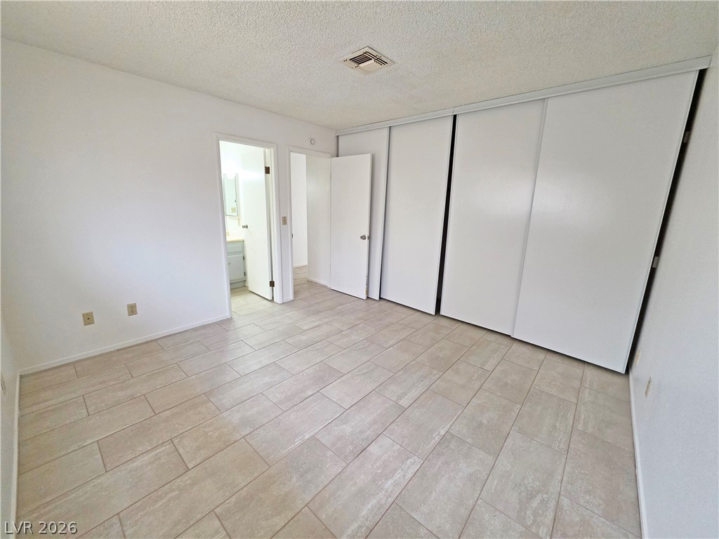 721 East Calvada Boulevard Property Photo 12