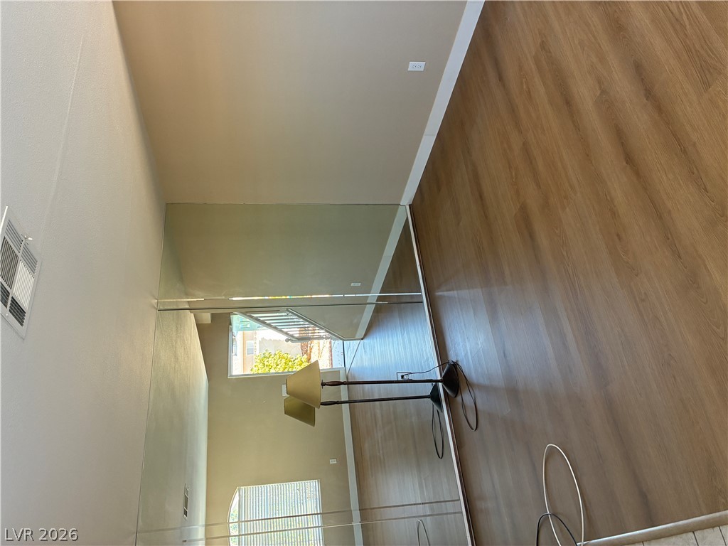 8168 Autumn Star Avenue Property Photo 4