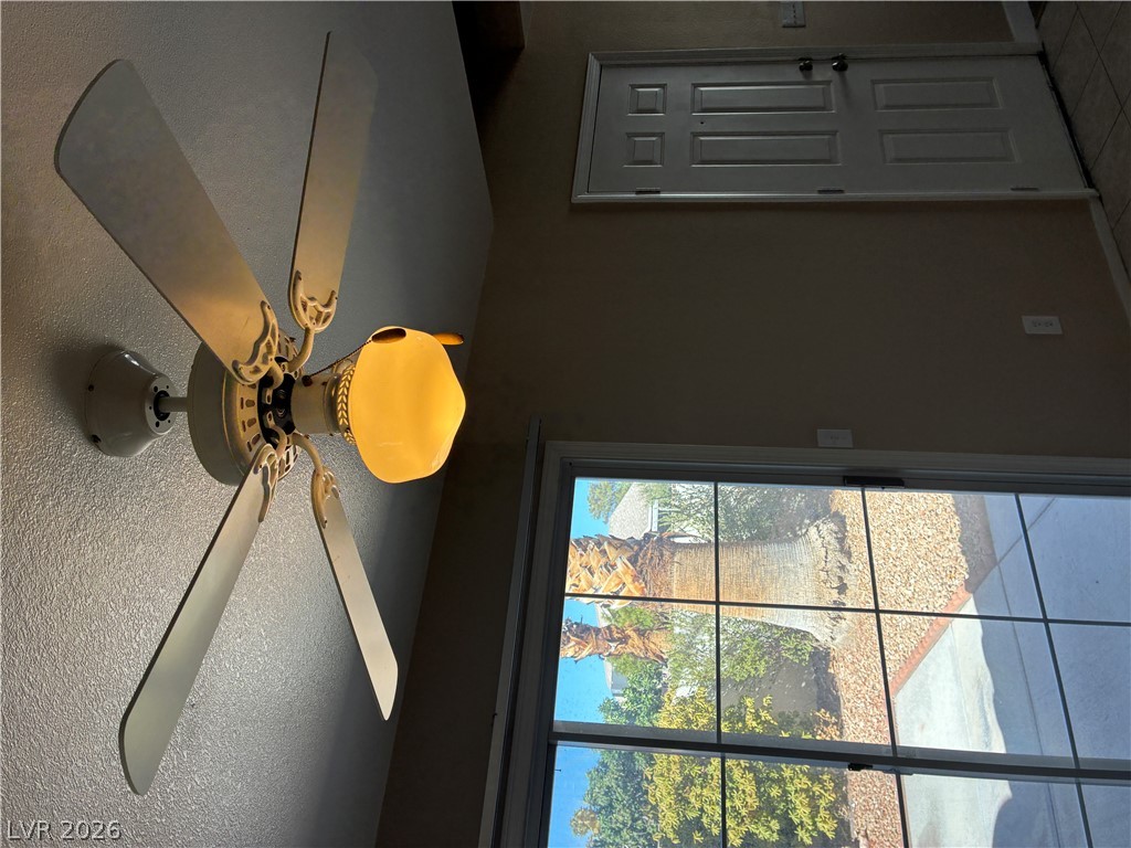 8168 Autumn Star Avenue Property Photo 10