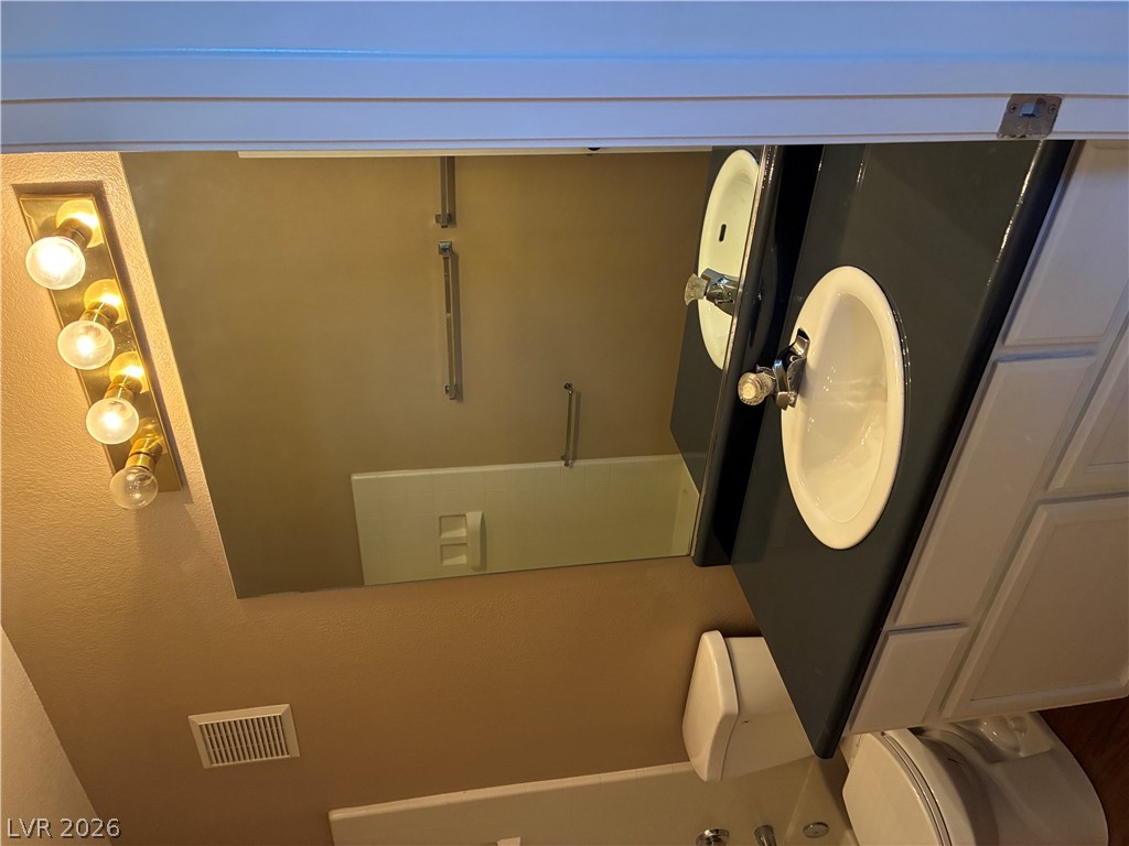 8168 Autumn Star Avenue Property Photo 26